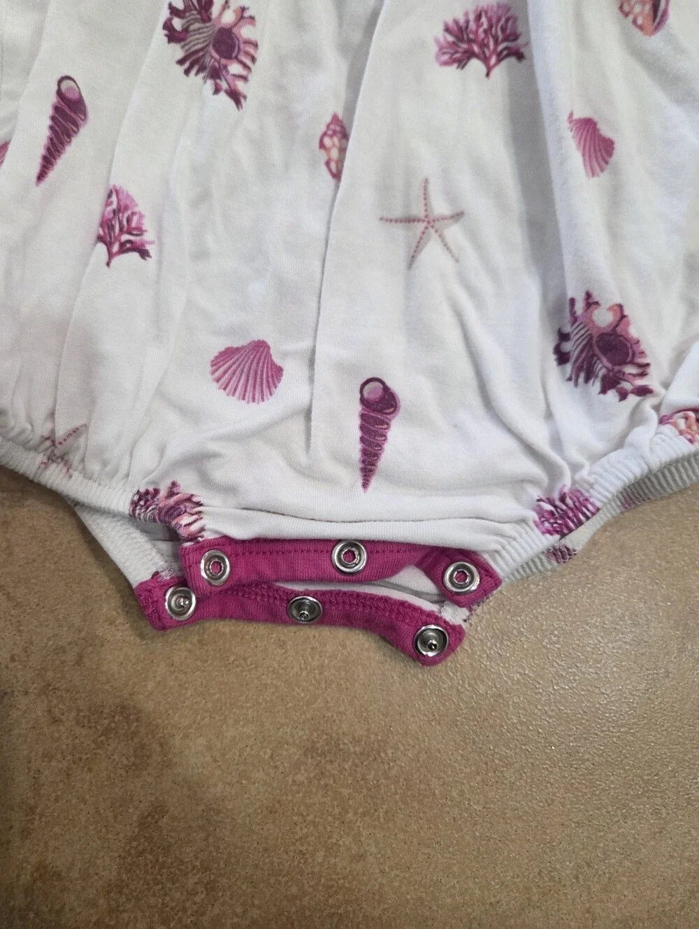 Kyte Baby Bubble Romper 6 - 12 Months Sea Shell Print RASPBERRY EUC